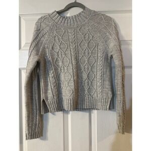 Gap gray cable sweater